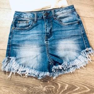 Machine Jean Shorts fringe style